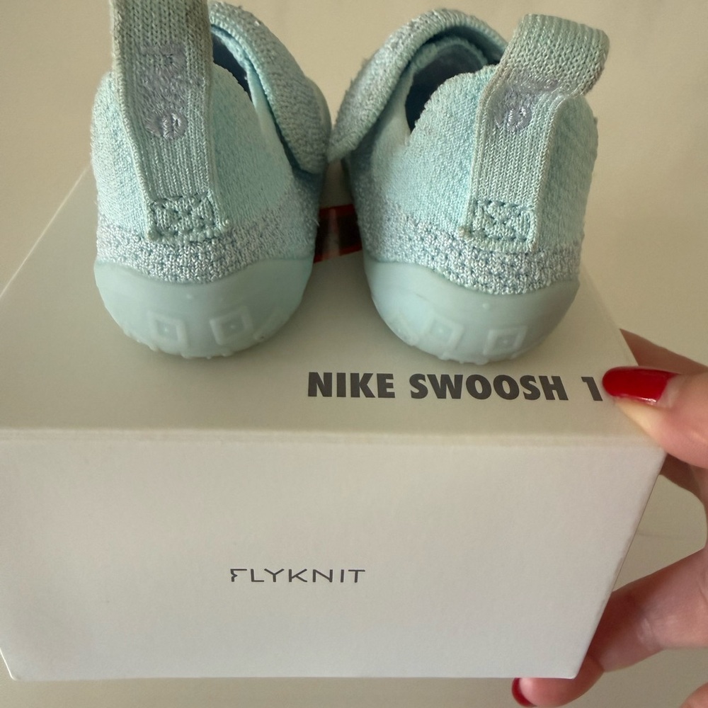 Nike Kids Swoosh 1 Infant Baby Sneakers, Size 4C - Picture 4 of 6